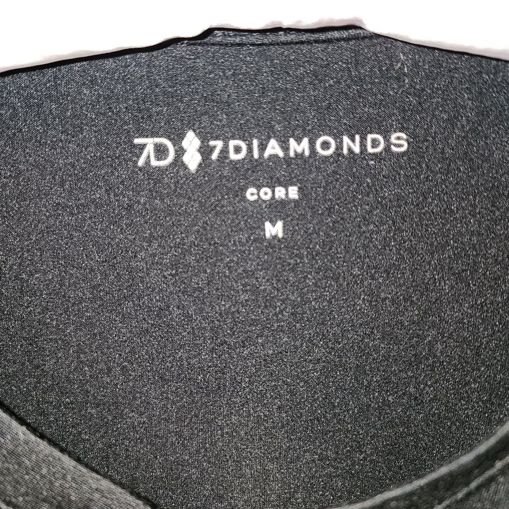 7DIAMONDS mens Black V Neck Core T Shirt Sz M Quiet Lux Performance Minimal - Picture 4 of 16